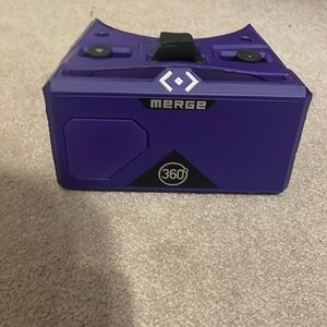 Merge Virtual Reality Glasses